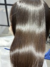 キューティクルや髪の内部の組織を壊さず髪質改善ストレート