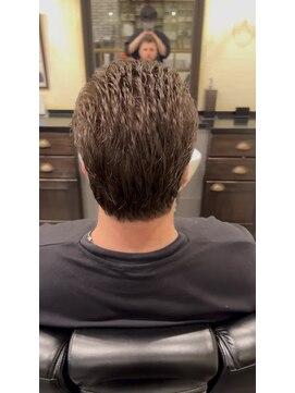 スカイマスターバーバー 渋谷(SKY MASTER BARBER) スキンフェード[床屋/シェービング/渋谷]