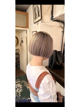 スリースリーナイン ヘアーアンドメイク(339 hair&make) ハイライト/バレイヤージュで良い感じのデザインのボブ