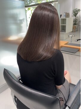 フー(hu) 艶髪ストレートブラウンベージュブリーチなし