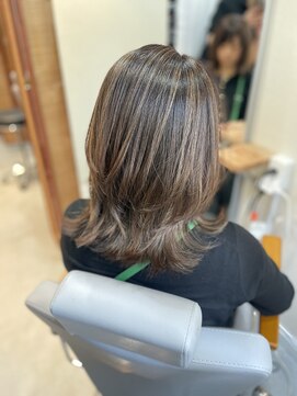 トレント(ToRrent) くびれミディ 白髪ぼかしハイライト 30代 40代 50代