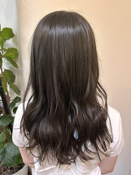 ル コワン ククー(Le coin coucou) オリーブカラー