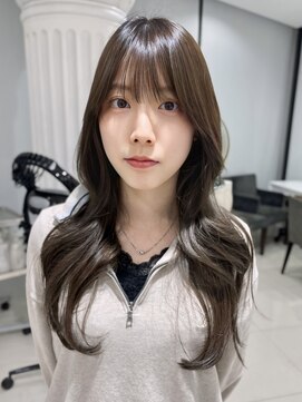 エアー 青山(AIR) 韓国風透明感カラーアッシュグレージュレイヤーカット髪質改善