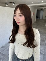 ホワイト(WHITE)&nbsp;巻ける縮毛矯正　ベージュカラー　髪質改善ストレート