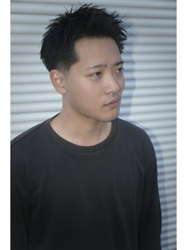 ジーン カットクラブ(GENE CUTCLUB) テーパーフェード　スパイキーショート