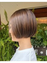 スクエアウーノ 博多(SQUARE＊UNO HAKATA)&nbsp;透明感アッシュ×美シルエットボブ