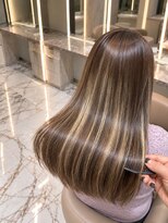 アース 渋谷店(HAIR&MAKE EARTH)&nbsp;髪質改善×縮毛矯正｜艶で魅せる美髪ロング