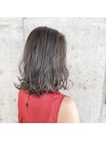 メーヴェ(Mowen) mowen 南堀江 シルバーグレージュ 外ハネミディアム