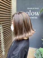 グロー(glow)&nbsp;ハイライト/オンカラー/シークレットハイライト/外ハネミディ