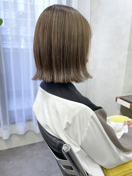 オウル(Owll) 【Owll】大人可愛いレイヤーボブ オリーブ系透明感カラー