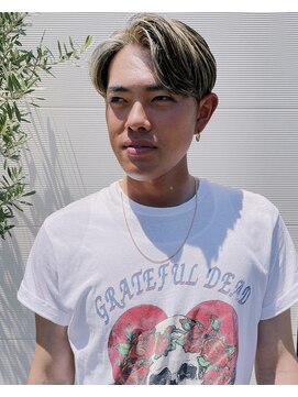 アヴァンセ サニー美容室 外国人風メンズハイライト