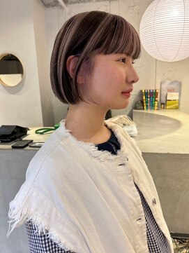 ルーム(Loom.) デザインカラーコントラストハイライト切りっぱなしボブ