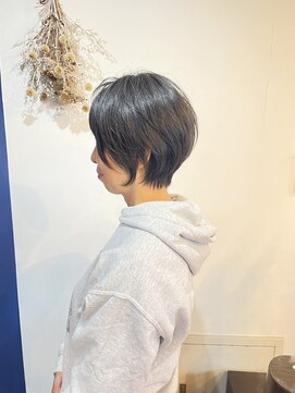 ルッツ カオラ(Ruttu KaoLa) 大人可愛い襟足スッキリ小顔ショート　30代40代50代　志木