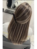 フク ヘアーワークス バイ フェニーチェ(fuku hair works by FENICE)&nbsp;ハイライト