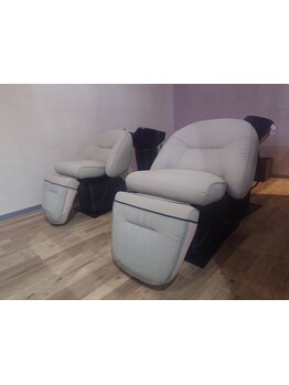 頭皮からの徹底ケアで髪質改善！頭皮の汚れを落とし、髪の状態に合わせたヘアケアを提供！癒しのひと時を♪