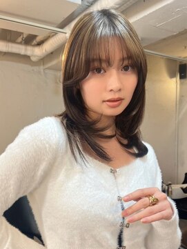 ベイルーム(BAYROOM by HONEY omotesando) 小顔レイヤーカット髪質改善美髪ストレートマロンベージュ1