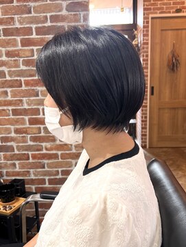 ヴィップルーム(viproom) 大人ボブレイヤーカットアッシュカラーダブルカラーおしゃれ女子