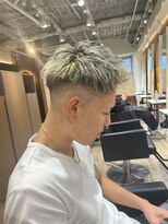 ルースト 渋谷店(ROOST)&nbsp;[バチイケスタイル]ジェットモヒカン×金メッシュ