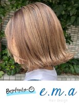エマヘアデザイン(e.m.a Hair design) ベージュハイライト