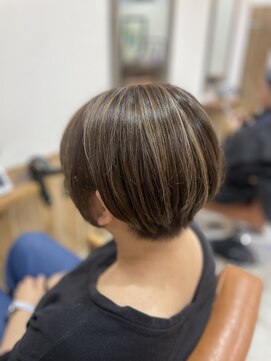 ノーム 横浜(NORM) 白髪ぼかしハイライトベージュ