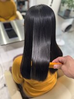 レヴリー(reverie)&nbsp;髪質改善ストレート艶髪ダークグレイ酸性ストレート20代美髪