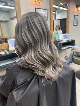 サニー 渋谷(SUNNY) バレイヤージュ、ハイライト、レイヤーカット、ダブルカラー