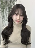 透けるグレージュ