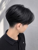 オグジュアリー 表参道(aux.)&nbsp;似合わせテーパーフェードと毛流れパーマ