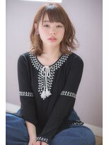 ガーデントウキョウ(GARDEN Tokyo) 小顔斜めバング&厚めバングのマーメイドアッシュハニーヘア