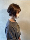 【 YUCCA 】大人可愛い20代30代40代ショートボブ/グレージュ
