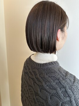 バス(BATH) 耳掛け×切りっぱなし×ボブ