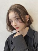 顔周りレイヤーカットグレージュカラーくびれボブショートカット