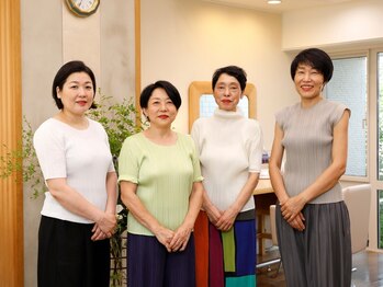 美容室エルザノの写真/女性ならではの年齢に伴う髪の悩みをご相談ください♪創業50年の知識と技術を活かしてご提案いたします♪