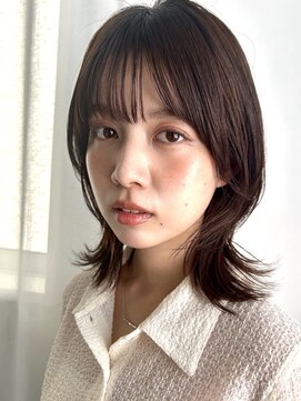 ミラバイグリーン(Mira by green) くびれヘア/暗めカラー/レイヤーカット/小顔/ココアベージュ