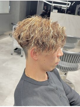 ステラ(STELLA) メンズパーマ/メンズカット/眉毛サロン/ツイストスパイラル