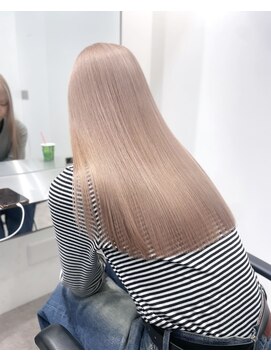 サンクプロジェクト(cinq PROJECT) 原宿韓国顔まわりミルクティーベージュホワイトベージュ