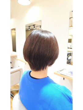 ジーナ(ZINA) ナチュラルショートスタイル