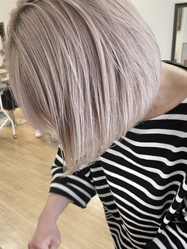 ラック 津田沼(LUCK) ペールカラー/ホワイトブロンド/ペールピンク/ハイトーンボブ