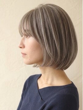 ヘアスタジオルース(HAIR STUDIO LUZ) 40代50代60代の大人ボブ/白髪ぼかしハイライト/堀江/北堀江