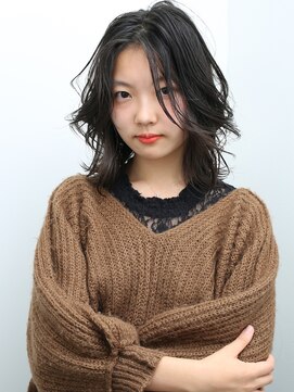 リッカテイル(Lycka till) ミディアムスタイル　１６　フロント