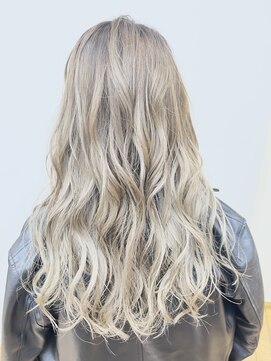 ヴァンカウンシル 立川店(VANCOUNCIL) ブリーチグラデーション