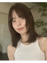 ガーランドギンザ(Garland Ginza)&nbsp;顔まわりレイヤー鎖骨ミディアムオリーブグレージュ