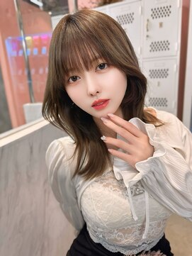 クム(kumu) 【kumu】ミディアムレイヤー/顔周りカット/栄/名古屋