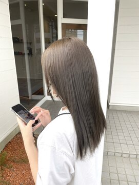 シーン(scene) オリーブグレージュ