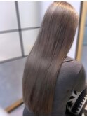 20代30代艶感ストレートアッシュグレージュ透明感ロング