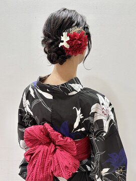 ゼストララ(ZEST Lara) 浴衣ヘア 王道シニヨンスタイル【吉祥寺】