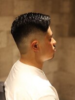 キングスマントーキョー 三鷹店(KINGSMAN TOKYO)&nbsp;アップバング / ツーブロック / スキンフェード[三鷹/バーバー]