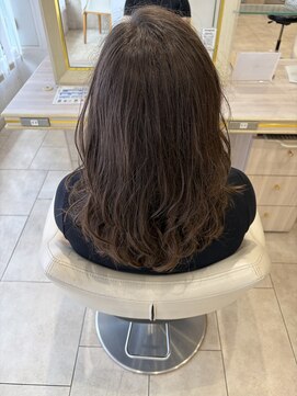 アッシュ 千歳烏山店(Ash) 外国人風カット20代30代40代50代ロングレイヤーくびれレイヤー