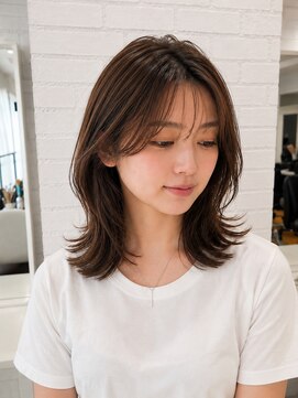 オラ ボーテ(Aura Beaute) 大人気♪ 大人女子 外ハネ くびれ レイヤーボブ 透明感ベージュ