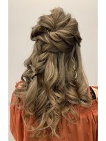 ディーカラー D-COLOR&nbsp;編み込みハーフアップ